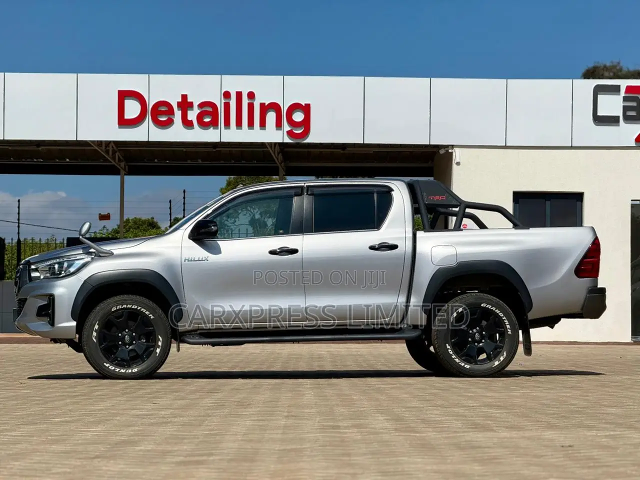 Toyota Hilux 2019 Silver