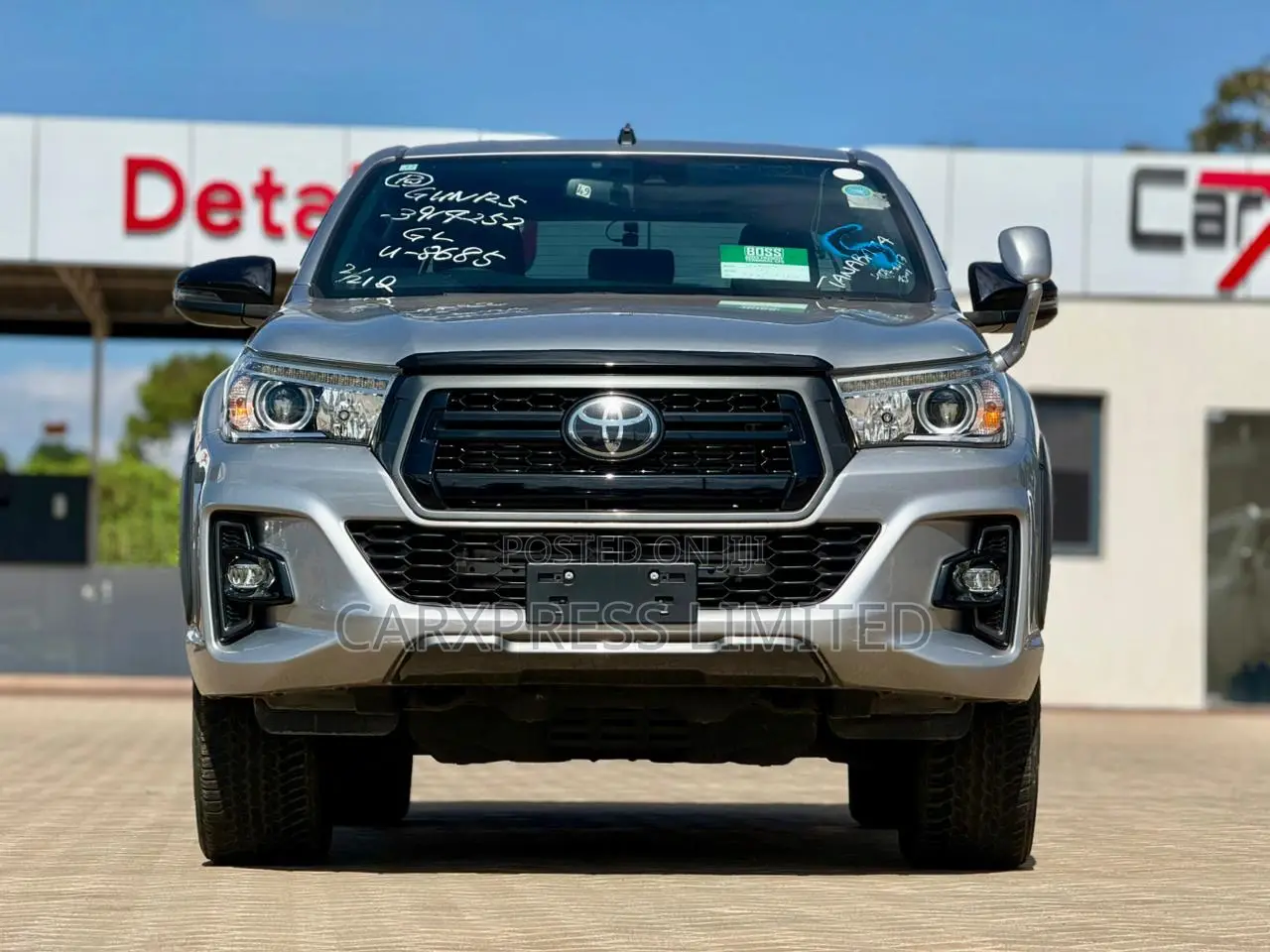 Toyota Hilux 2019 Silver