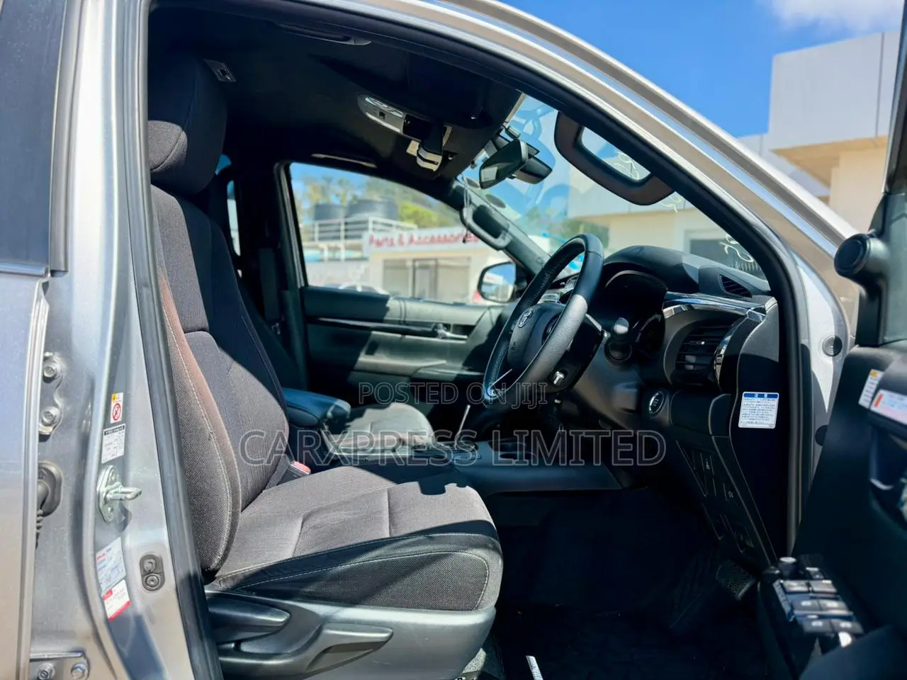 Toyota Hilux 2019 Silver