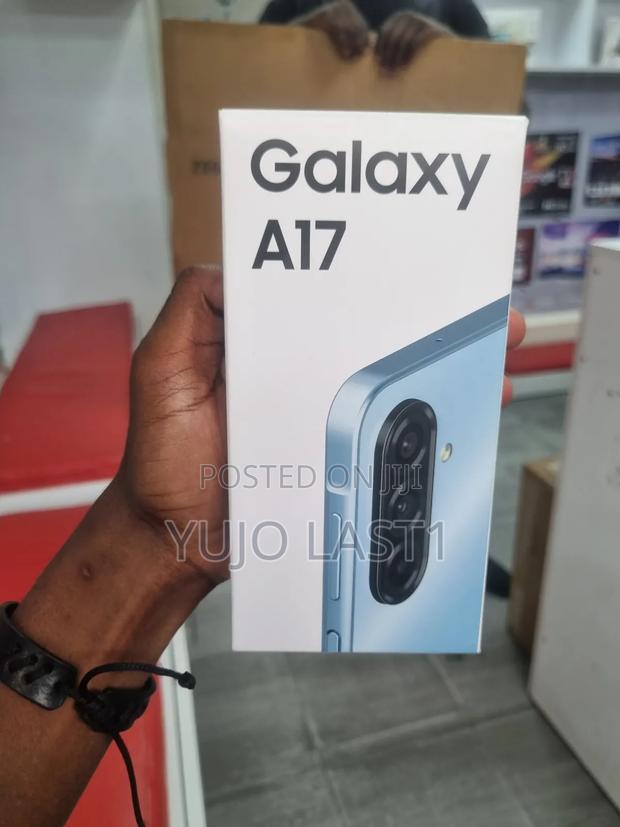 New Samsung Galaxy A17 128 GB Blue - main view