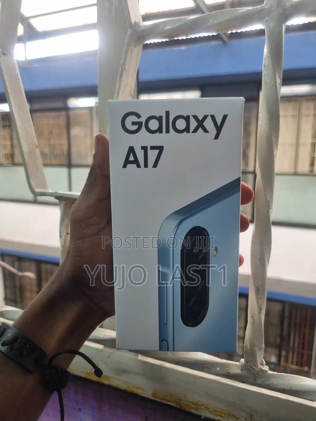 New Samsung Galaxy A17 128 GB Blue - thumbnail 3