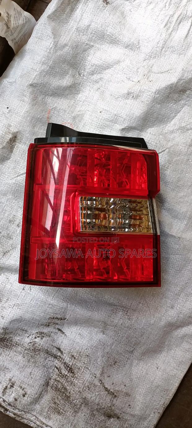 Mitsubishi Delica Taillight - main view