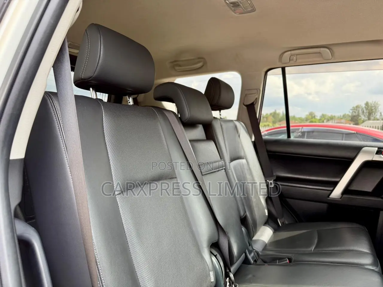 Toyota Land Cruiser Prado 2.8 2017 White