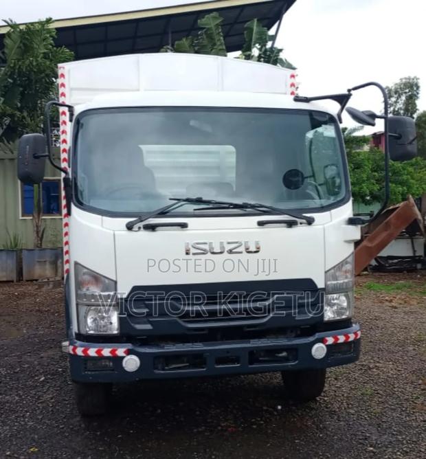 Isuzu Frr90 2022 White - thumbnail 2