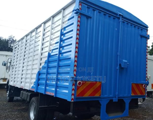 Isuzu Frr90 2022 White - thumbnail 5