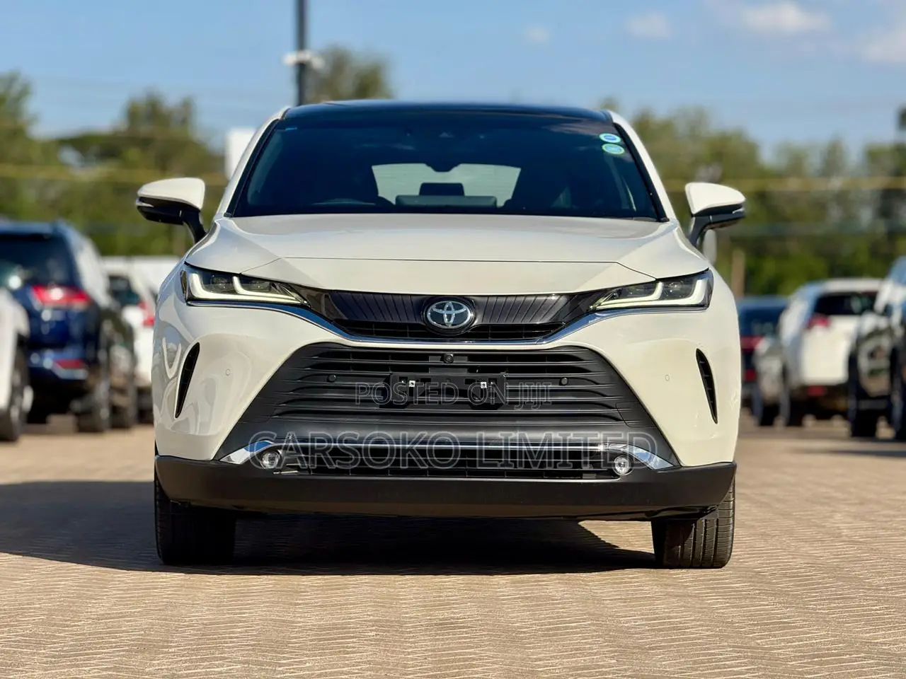 Toyota Harrier 2.0 2020 White