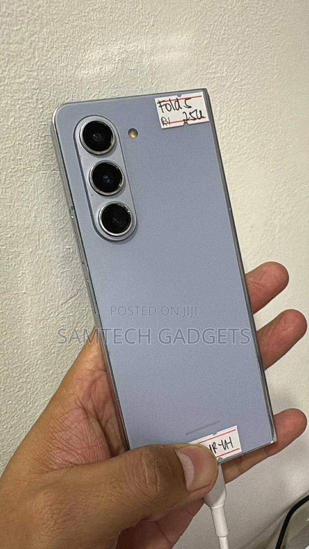 Samsung Galaxy Z Fold 5 512 GB Blue - thumbnail 3