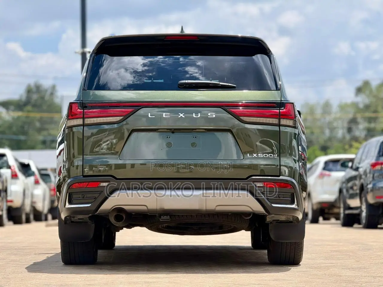 Lexus LX 2021 Green
