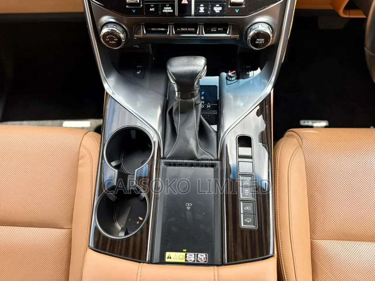 Lexus LX 2021 Green