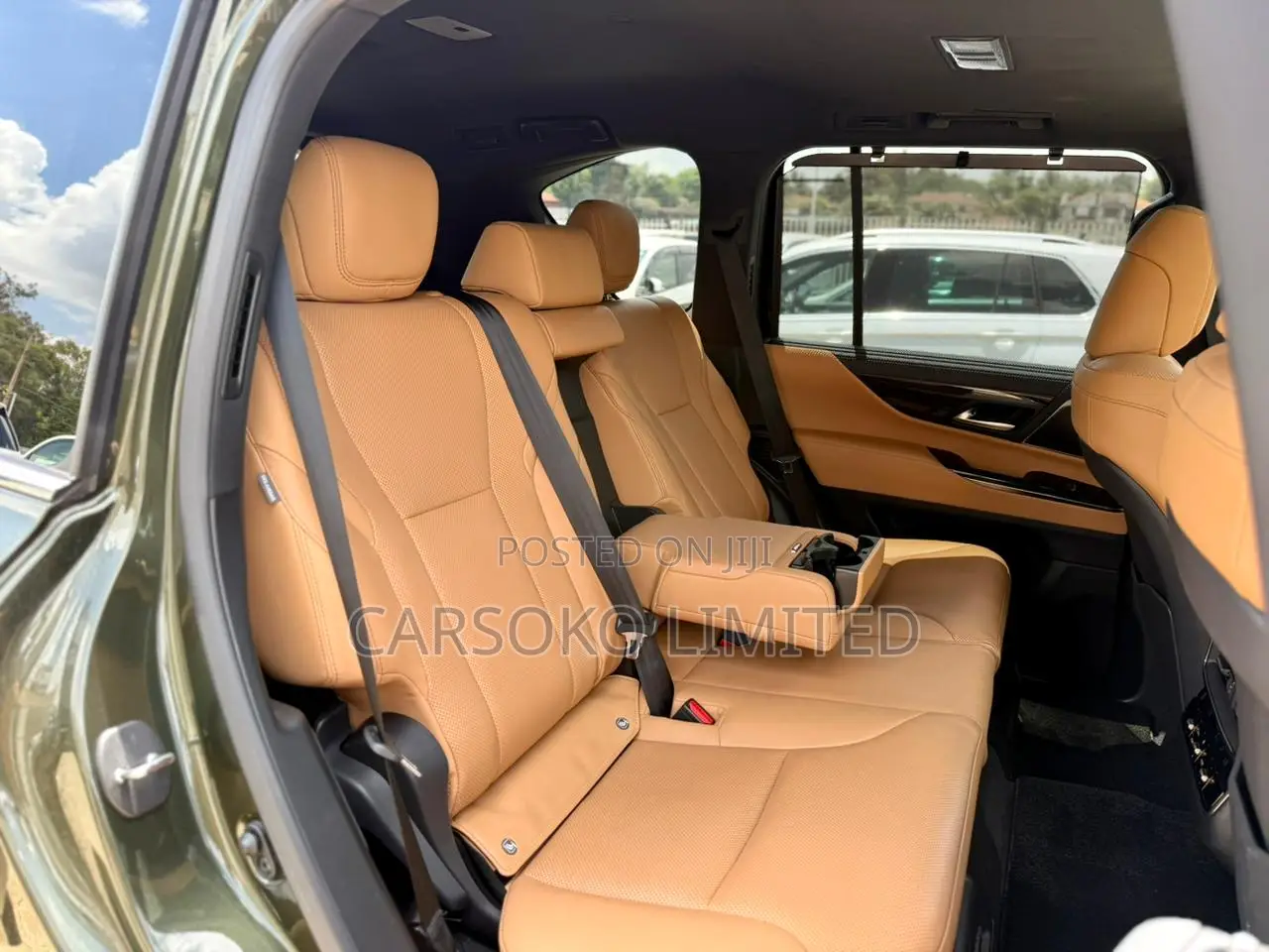 Lexus LX 2021 Green