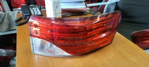 Toyota Avensis 2015 Taillight
