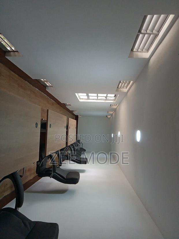 40ft Office Interior Layout - main view