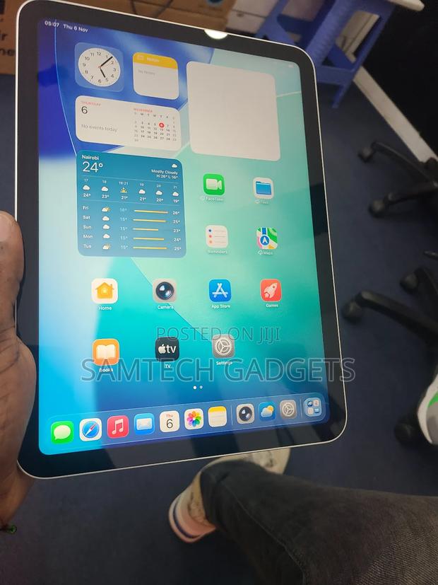 Apple iPad Air 128 GB Silver - thumbnail 3