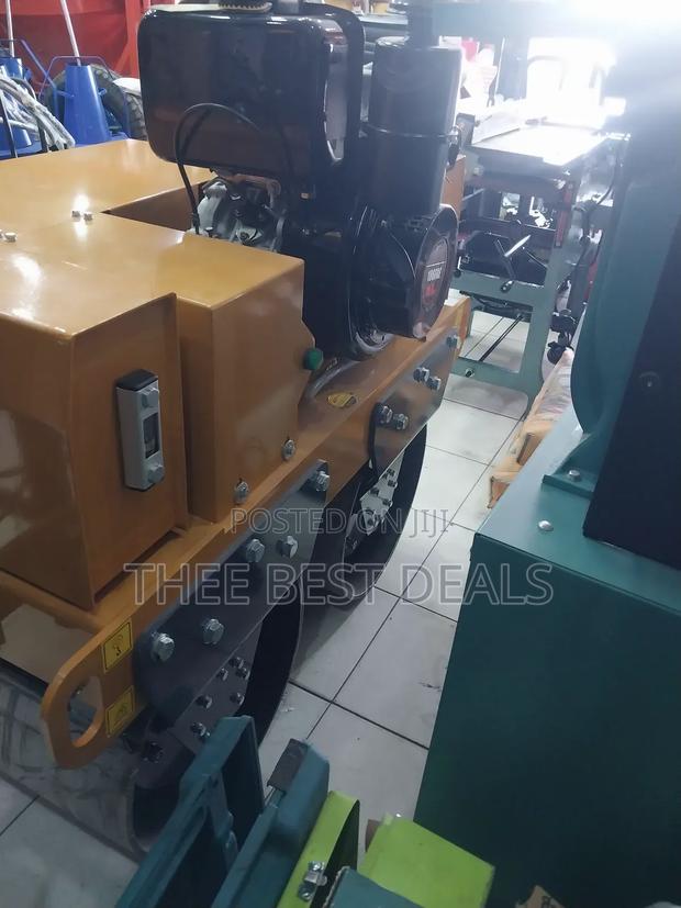 Diesel Double Drum Vibratory Roller - thumbnail 6