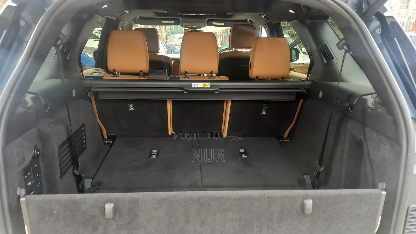 Land Rover Discovery 2018 Blue