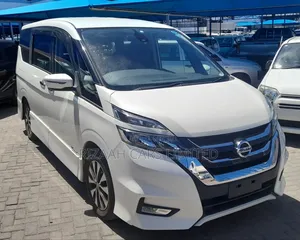 Nissan Serena 2018 White