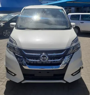 Nissan Serena 2018 White