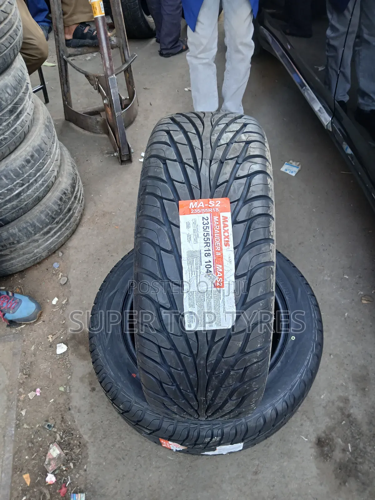 Maxxis 235/55r18