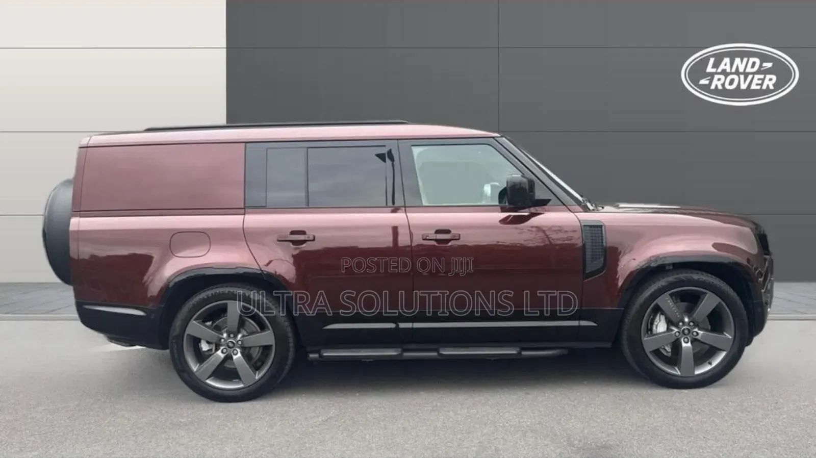 Land Rover Defender 2022 Red