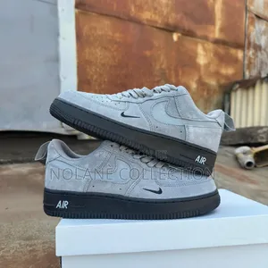 Af1 Swoosh Sneakers