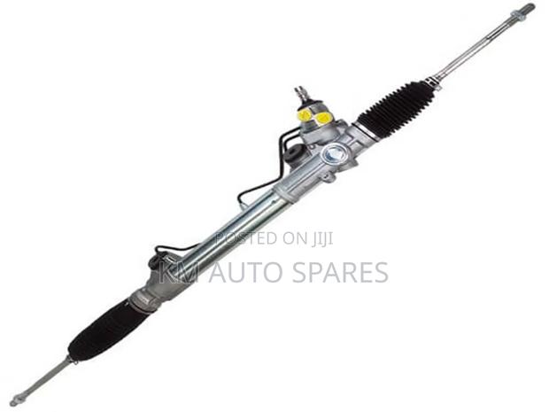 Toyota Hilux Revo Steering Rack.