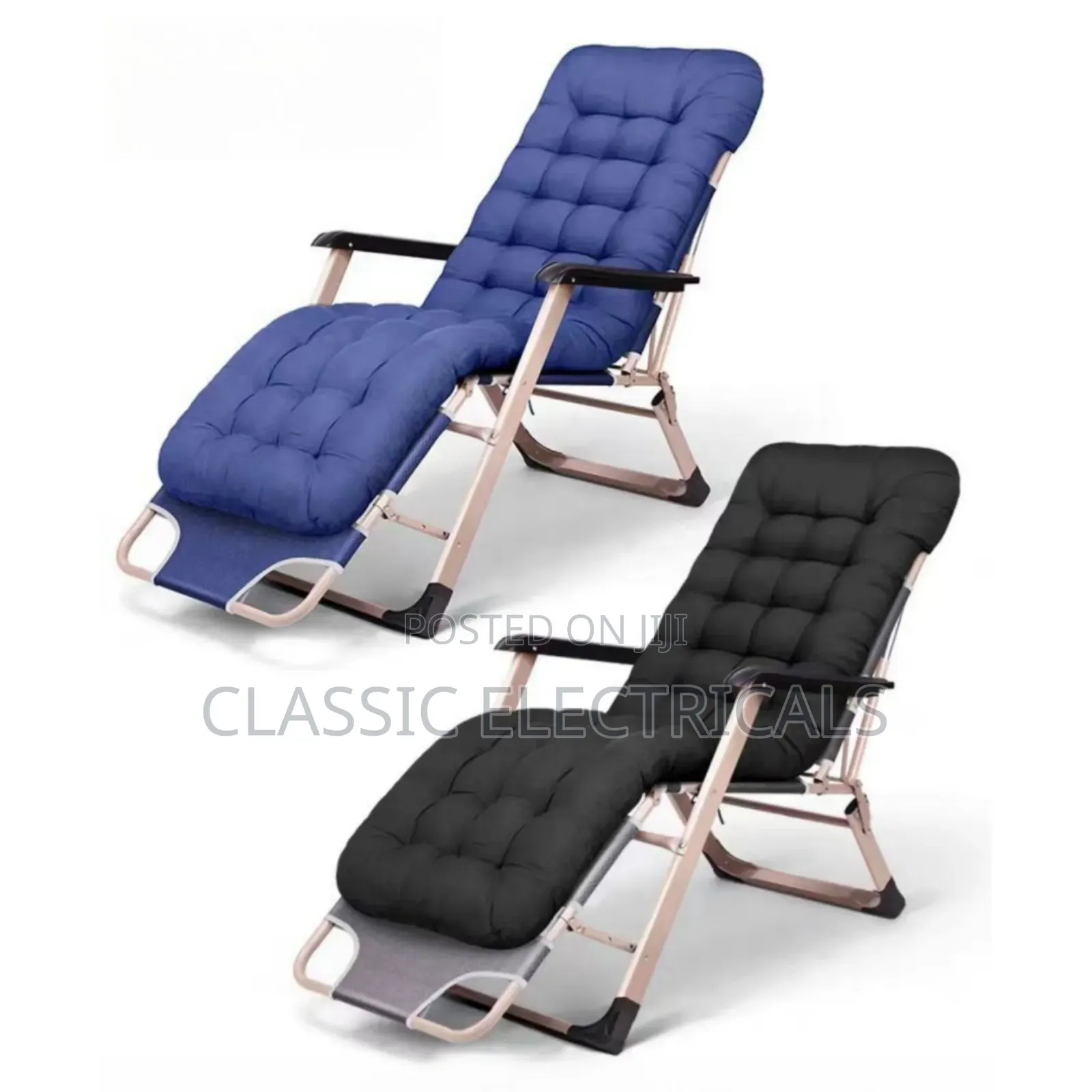 Foldable Reclining Chair With a Cushion