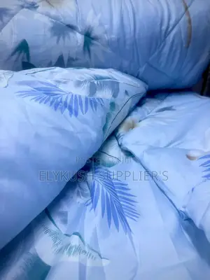 Unbinded Duvet, One Bedsheet and Two Pillowcase Size 5*6