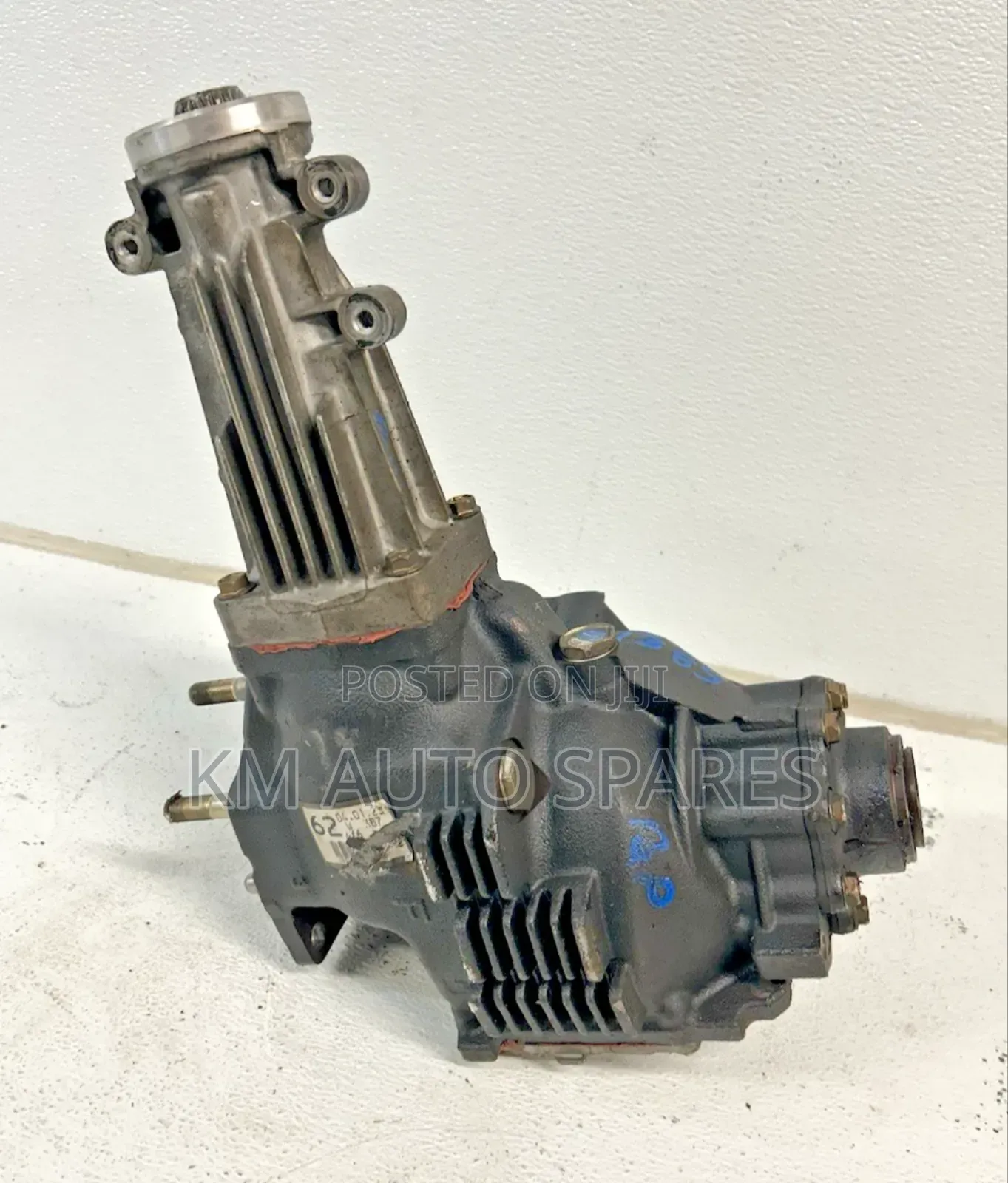 Toyota Alphard Transfer Case.