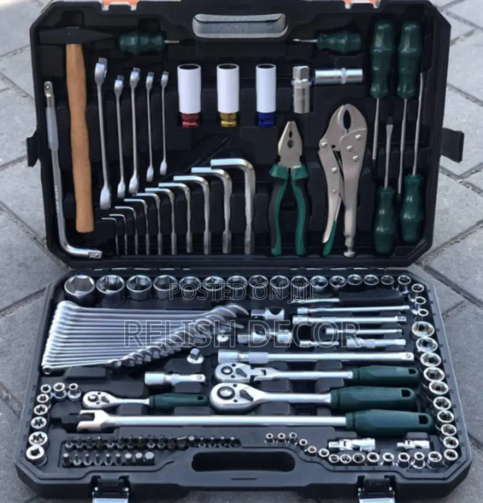 144pc Professional 1/2 1/4" 3/8" Rachet Socket Set Box Spanner