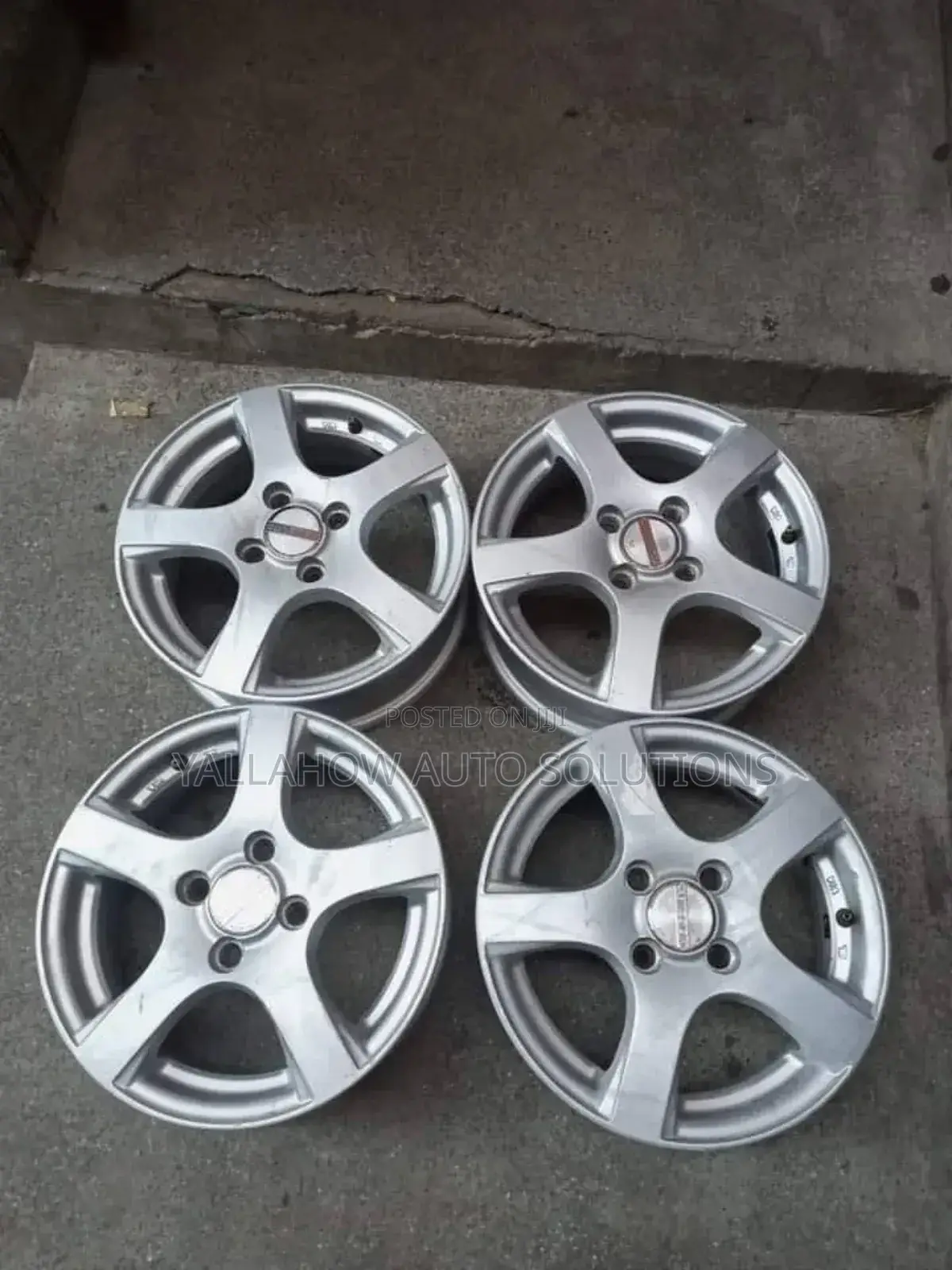 15 Inch 4 Hole Silver Rims – Original High-Quality Wheels
