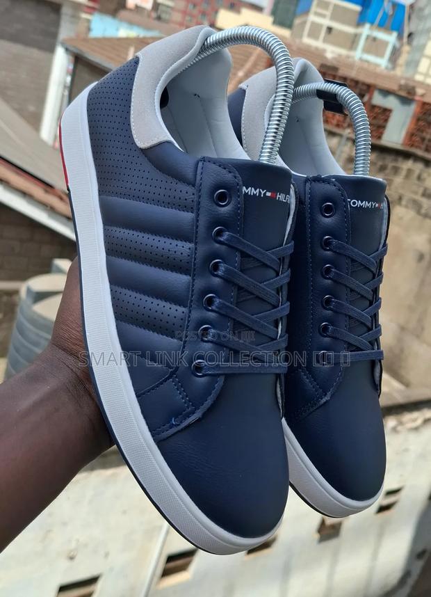 Tommy Hilfiger - thumbnail 2