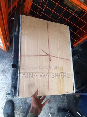 Nv200 Radiator X Japan