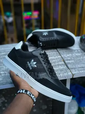 Men's Low-Top Classics
