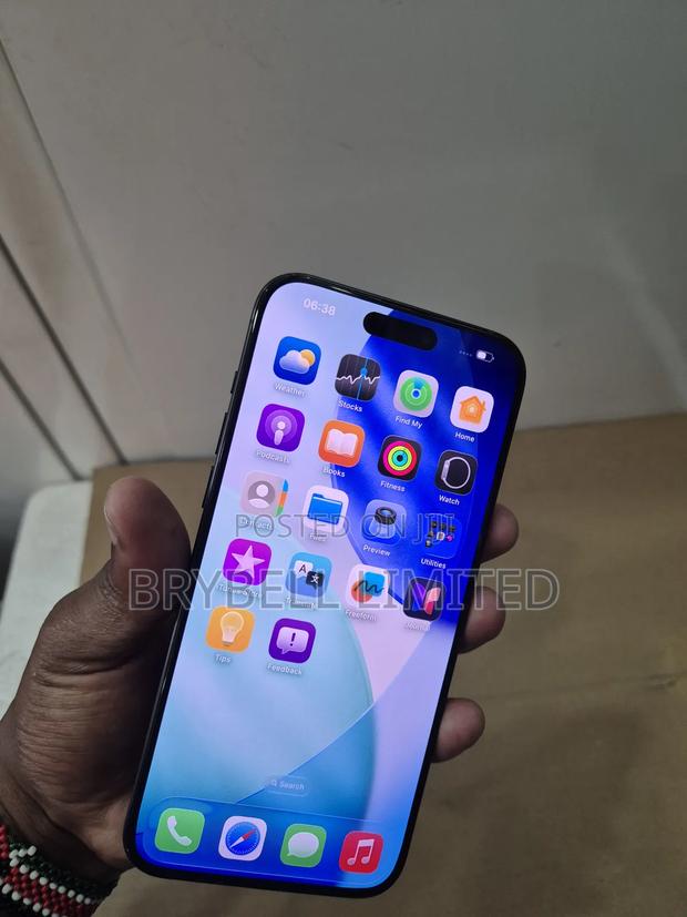 Apple iPhone 15 Pro Max 1 TB Gray - thumbnail 7