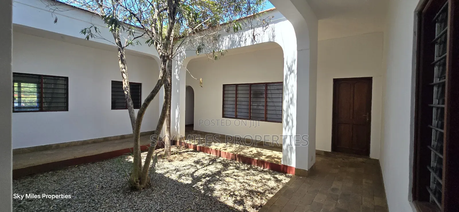4bdrm Maisonette in Go-Kart, Shanzu for sale
