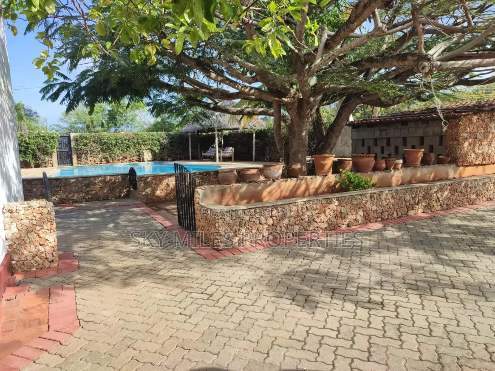 4bdrm Maisonette in Go-Kart, Shanzu for sale
