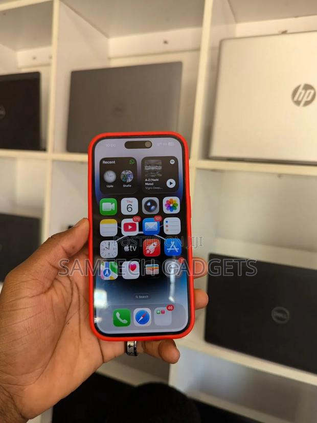 Apple iPhone 14 Pro 256 GB Black - main view