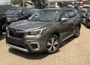 Subaru Forester 2018 Gray
