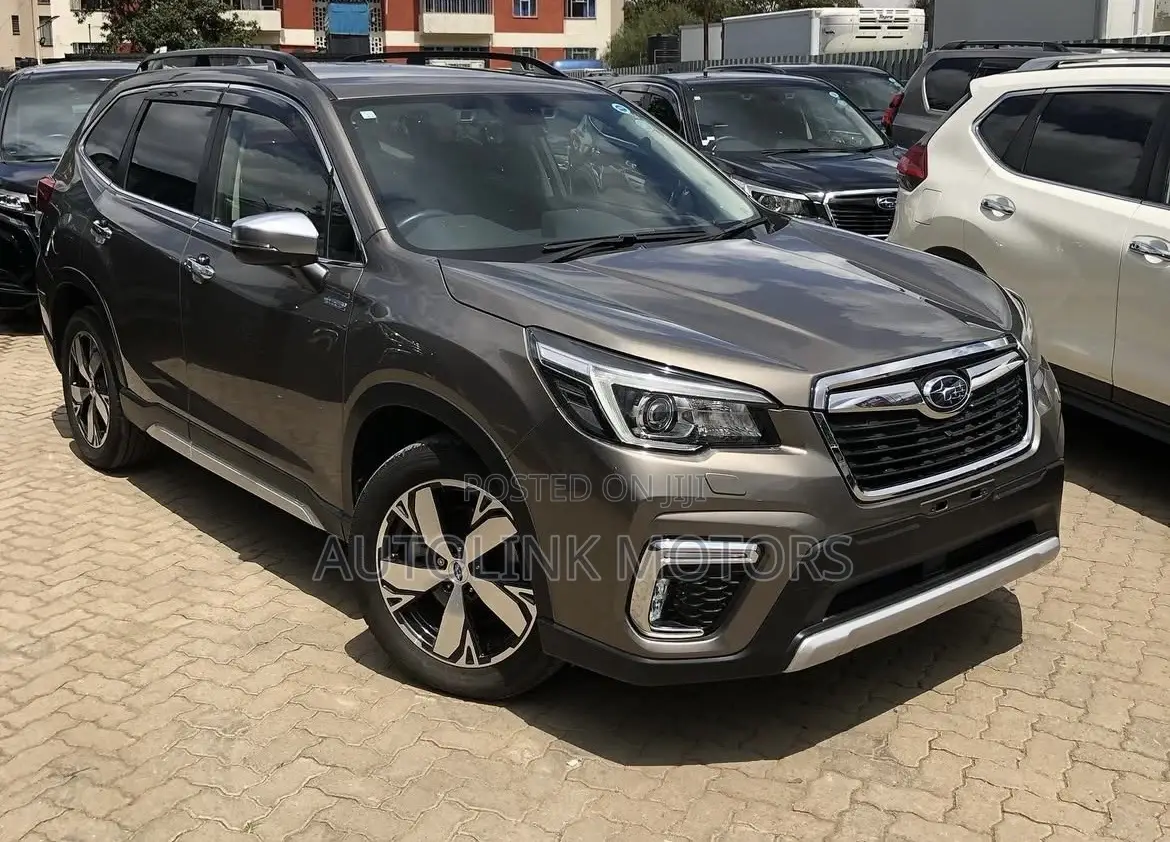 Subaru Forester 2018 Gray