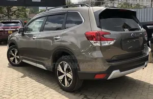 Subaru Forester 2018 Gray