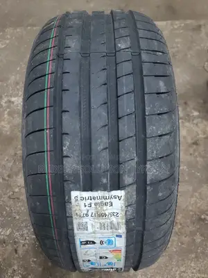 235/45r17 Goodyear