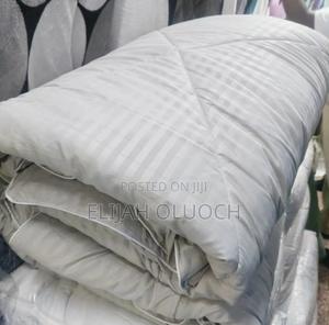 Plain Colors Binded Duvet Set - thumbnail 2