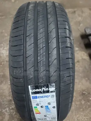 215/55r17 Goodyear