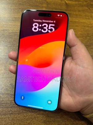 Apple iPhone 15 Pro 256 GB Silver - thumbnail 2