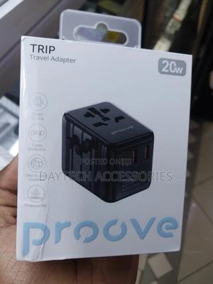 The Proove Trip 20w Travel Adapter. - thumbnail 3