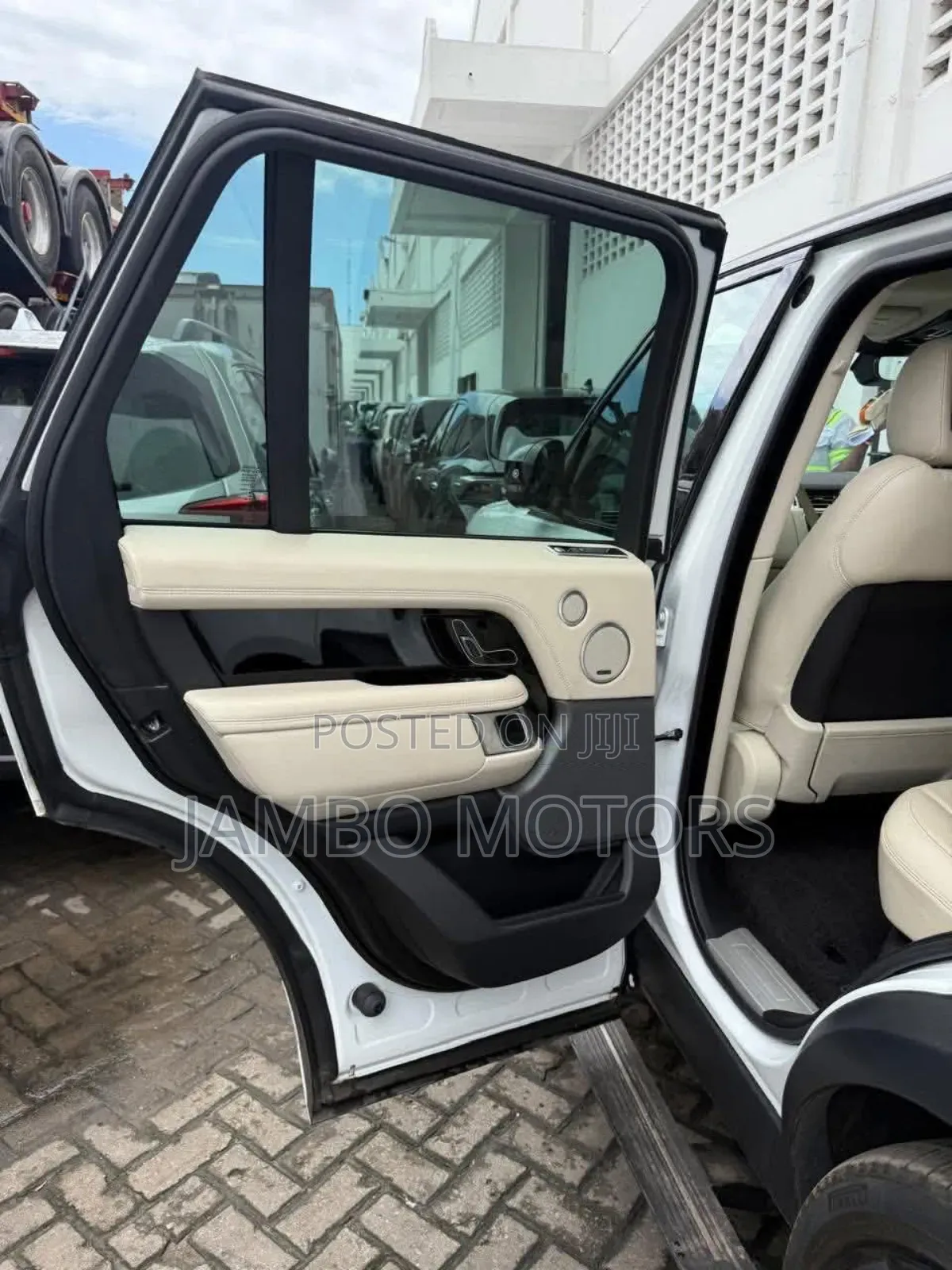 Land Rover Range Rover Vogue 2019 White