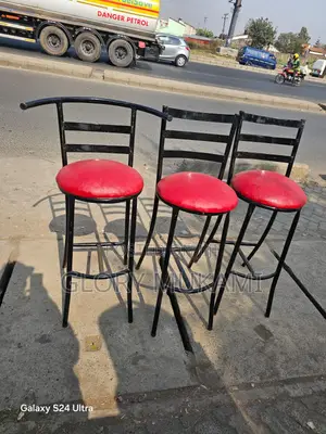 Bar High Sinatabu Chairs