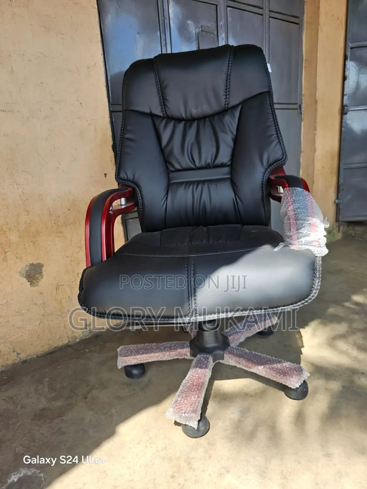 Executive Office Chair