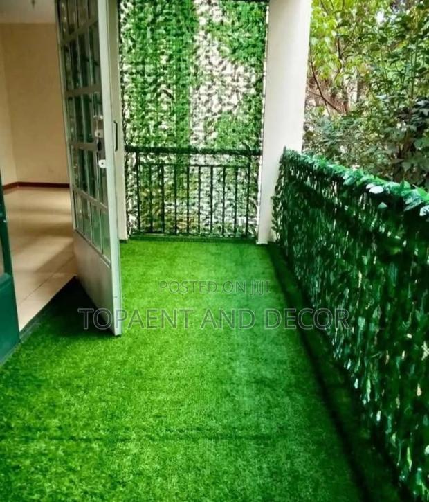 Rooftop Balcony Artificial Grass Carpet