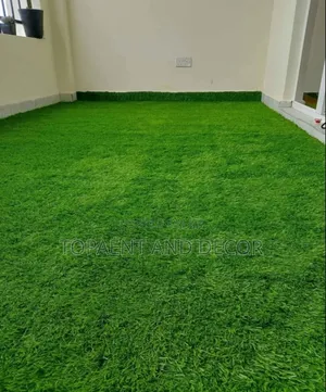 Smooth Texture Artificial Grass Mat